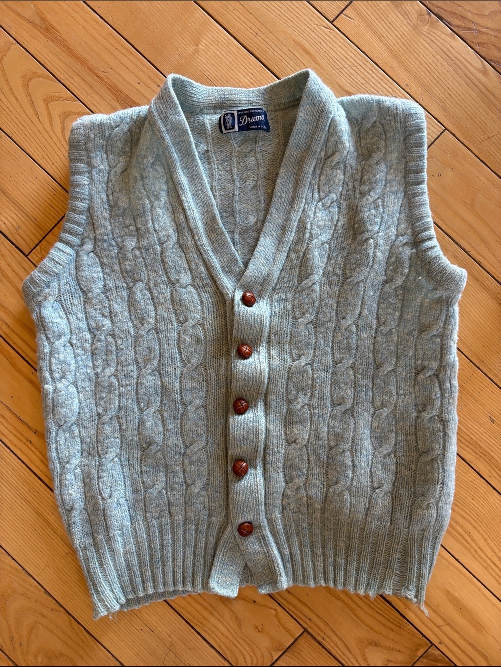 Vintage Drumohr Mint Green Cable-Knit 100% Wool Vest with Shawl Neck